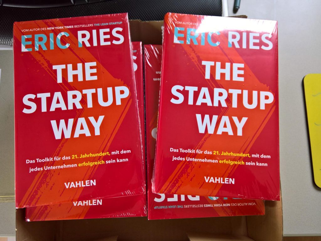 Podcast Besprechung des Business Buches The Status Way 