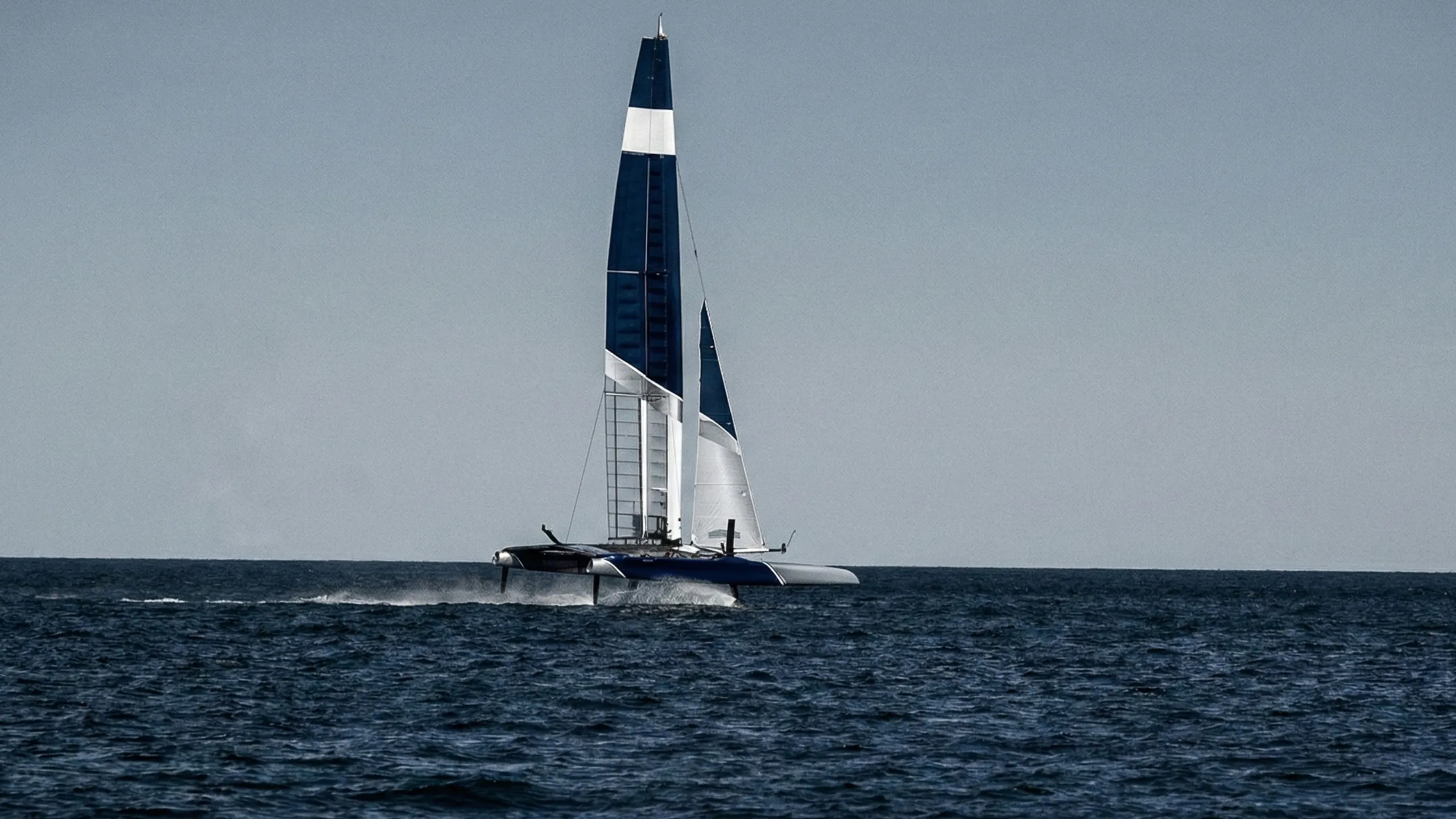 Segelyacht am Wind